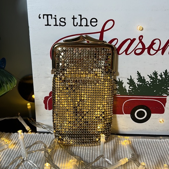 Whiting & Davis Gold Mesh Chainmail Coin Purse Bag Pouch - Picture 2 of 4